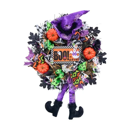 Coffinwood Witch Wreath, studio packshot on white
