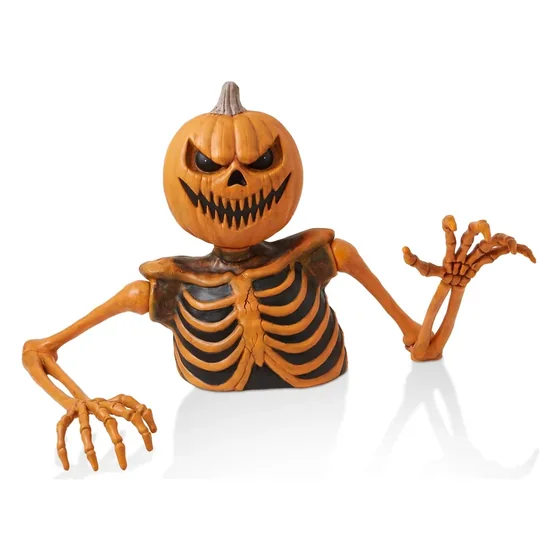 Hollowjack 35 in Pumpkin Groundbreaker, closer in